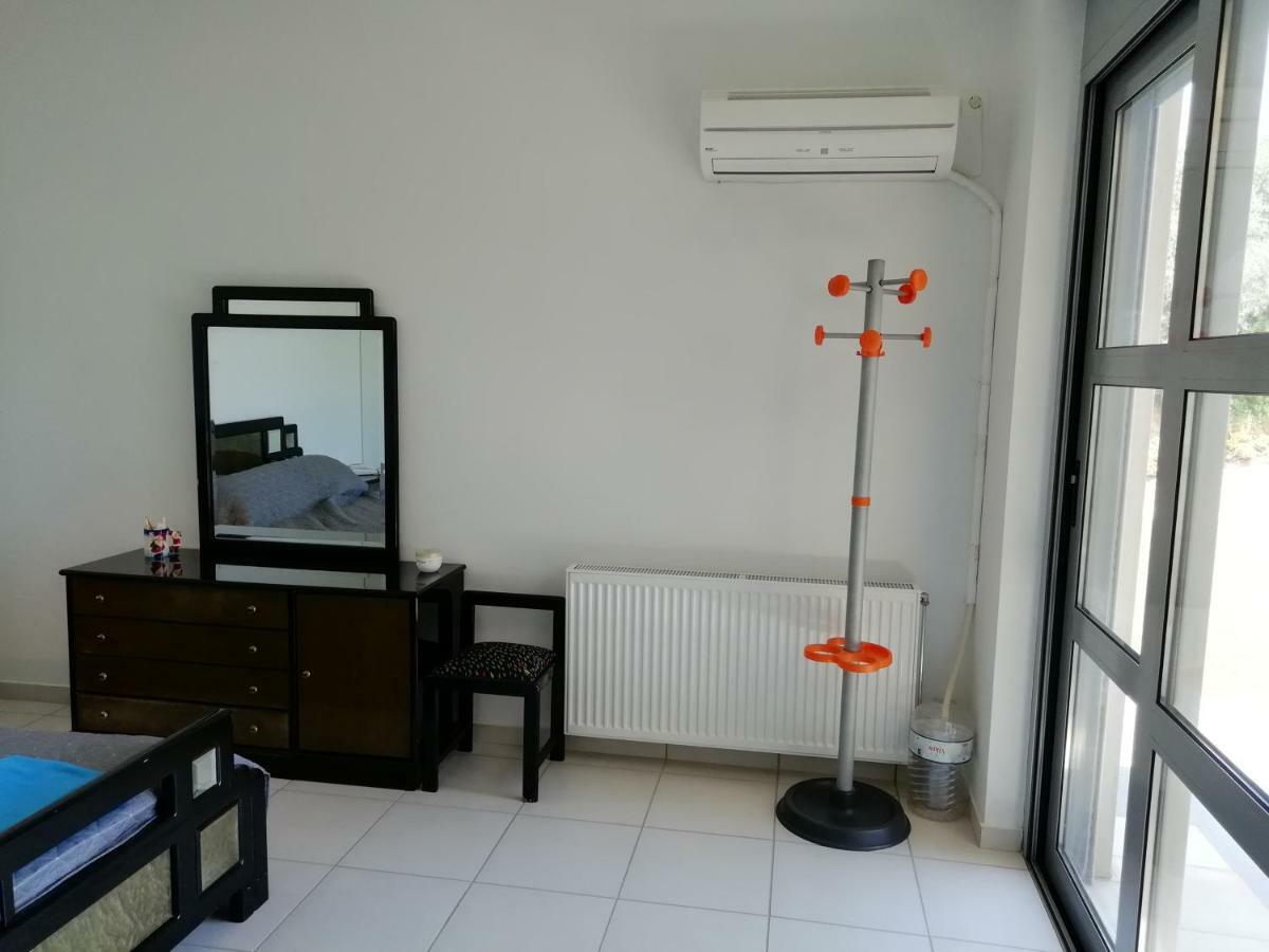 Dimitra Hotel Rafina  Bagian luar foto